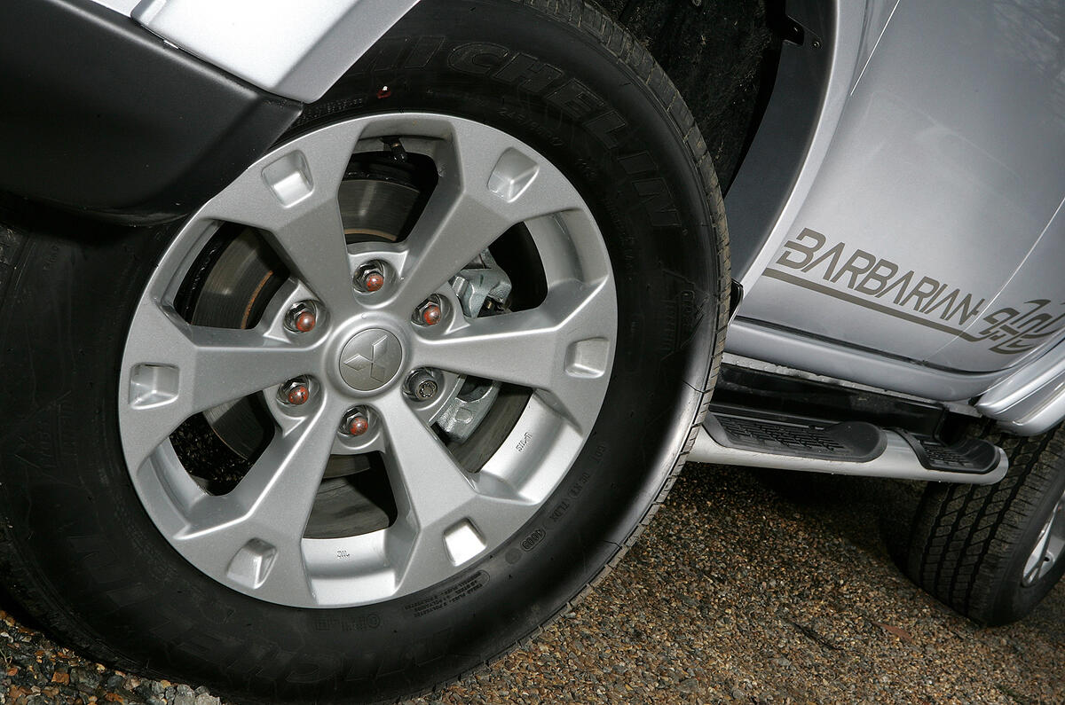 Mitsubishi L200 alloy wheels