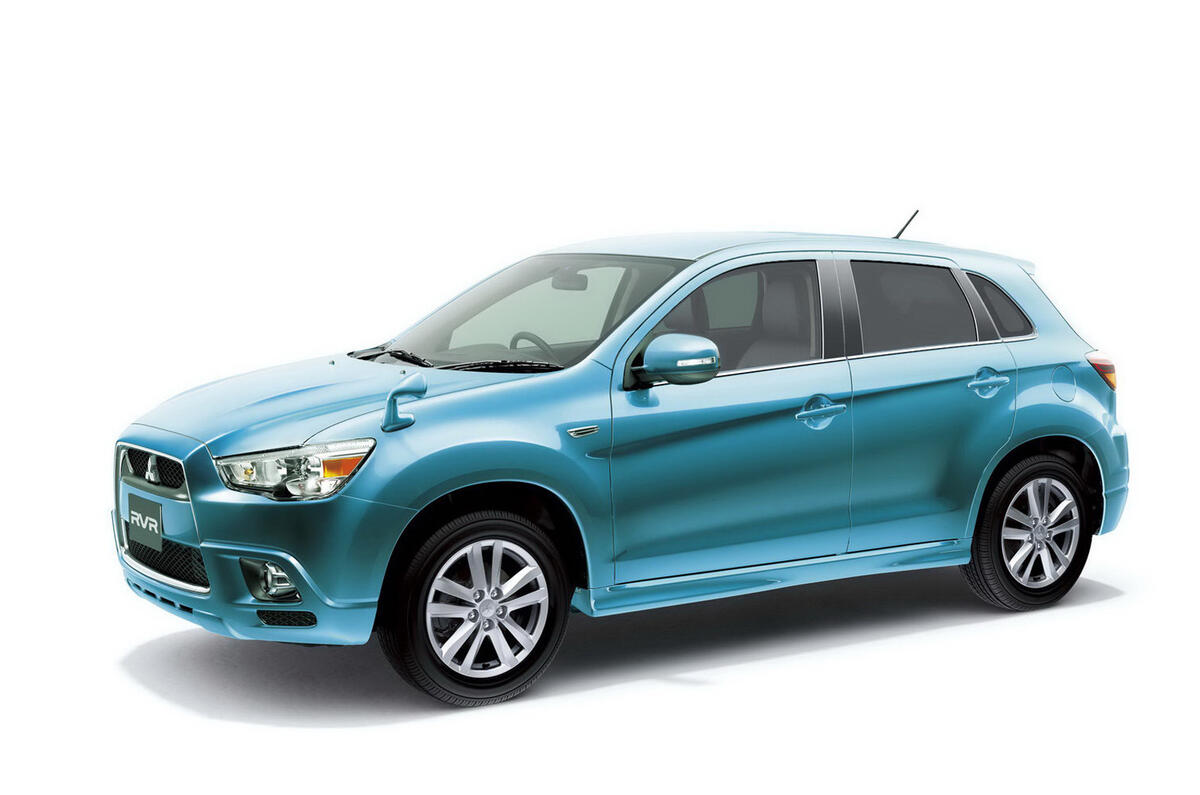 Mitsubishi crossover - new pics