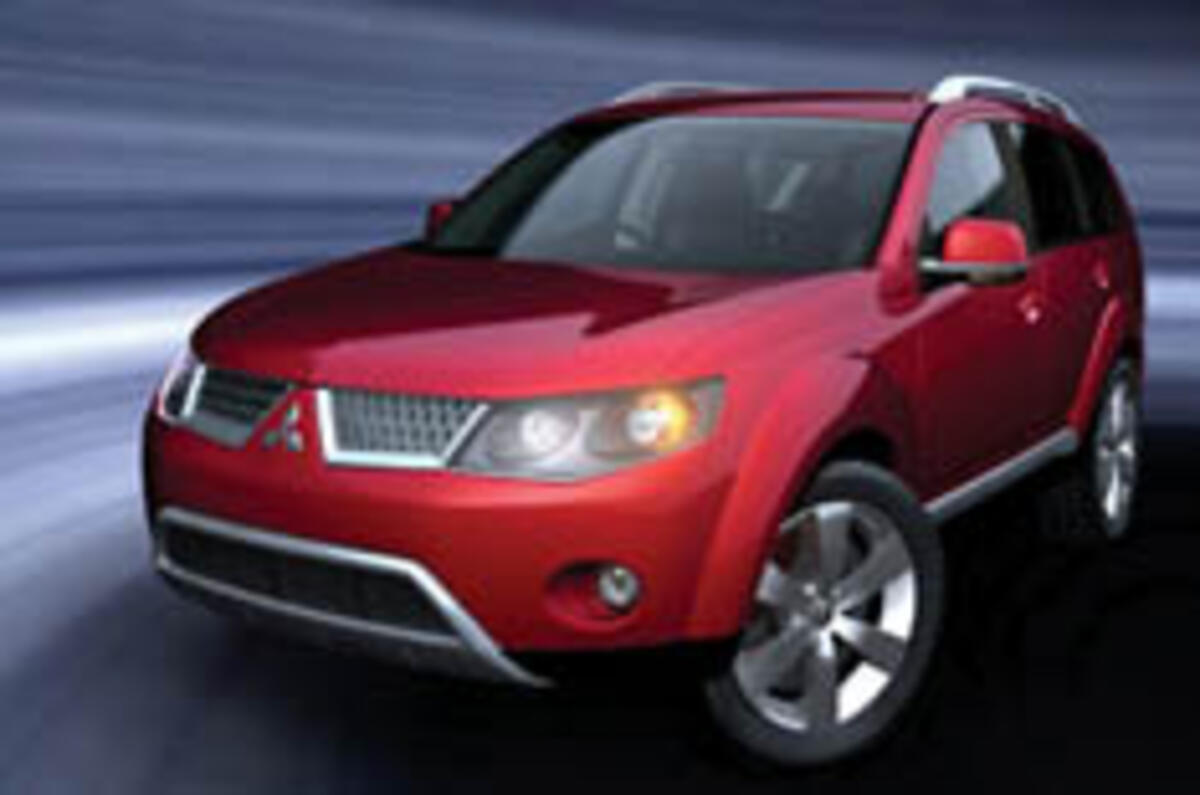 Mitsubishi shows Euro Outlander