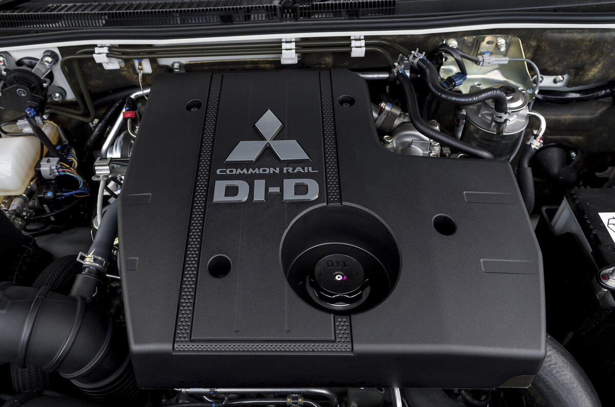Mitsubishi Shogun diesel engine