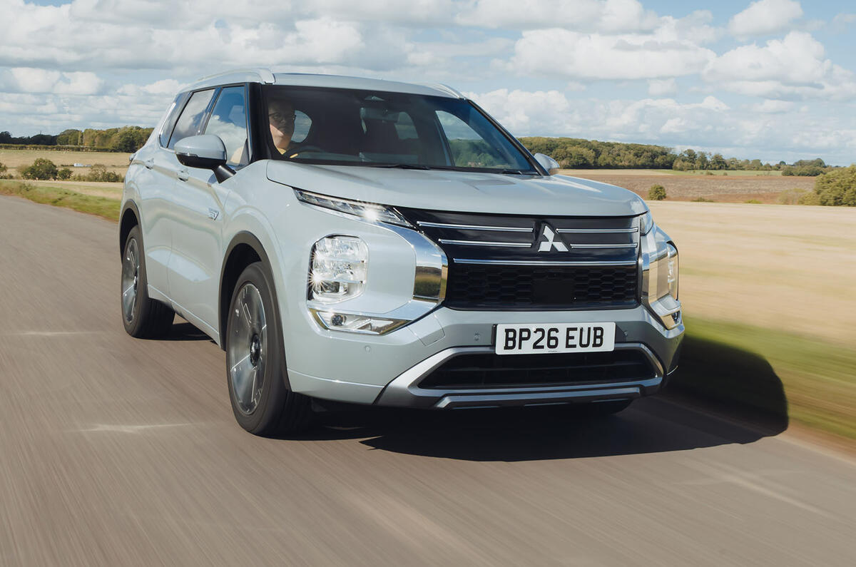 Mitsubishi Outlander FD 15/09/26 2