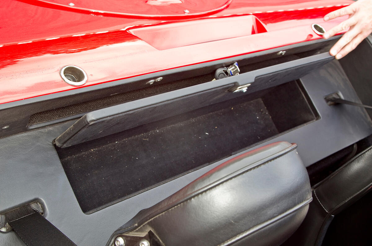 Morgan Plus 8 glovebox