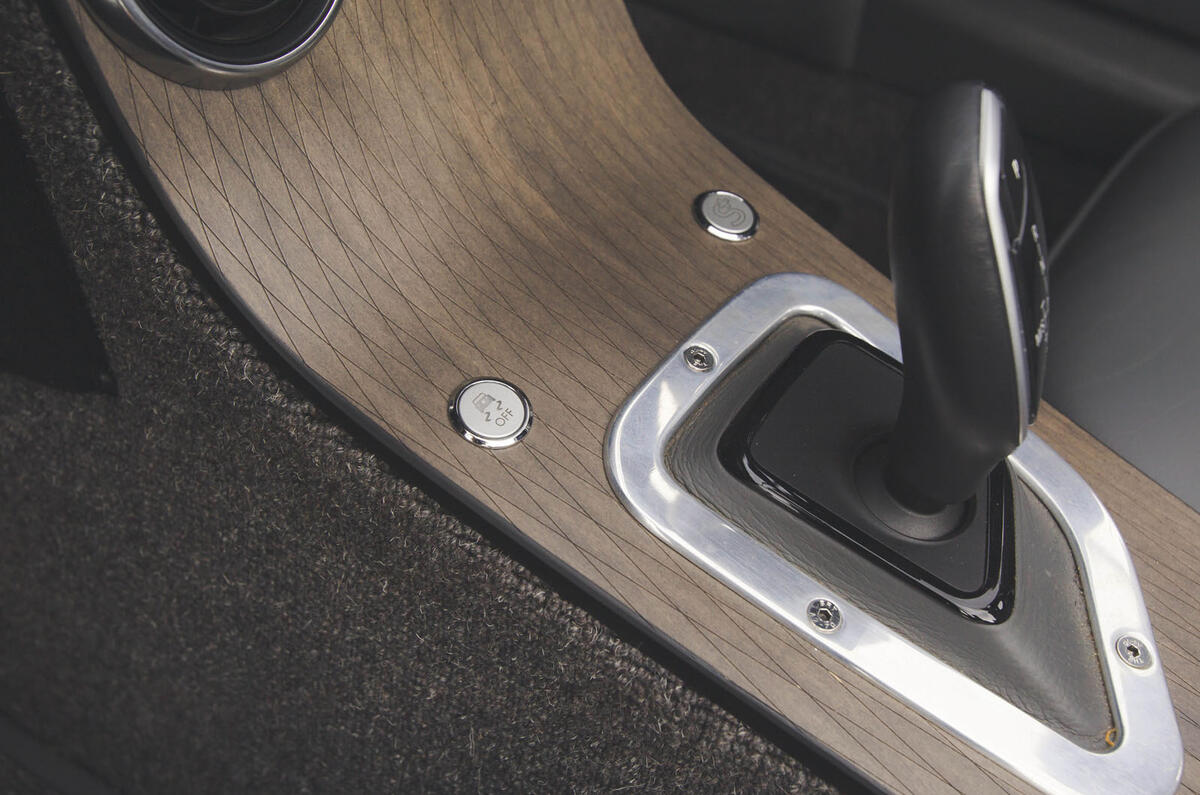 morgan plus 8 15 trim