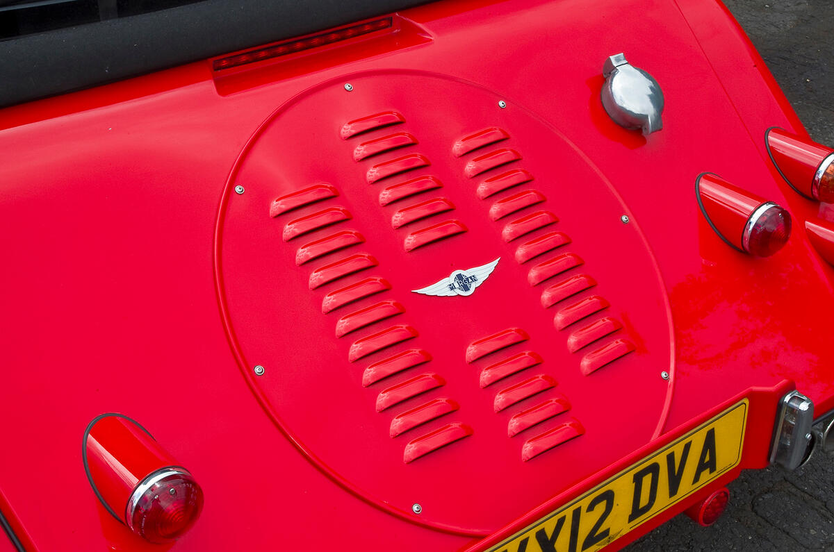 Morgan Plus 8 rear vents