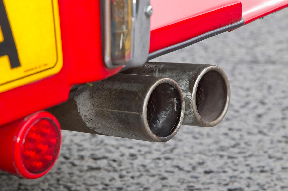 Morgan Plus 8 twin exhaust