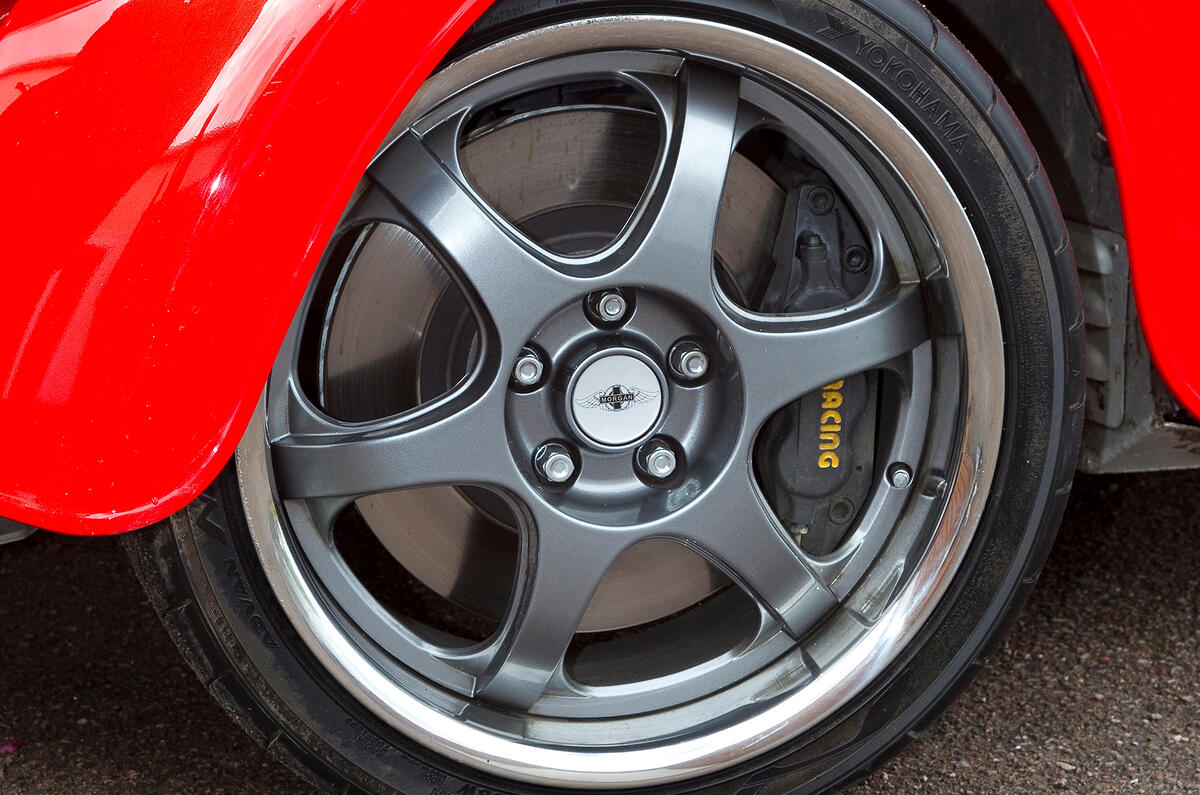 Morgan Plus 8 alloy wheels