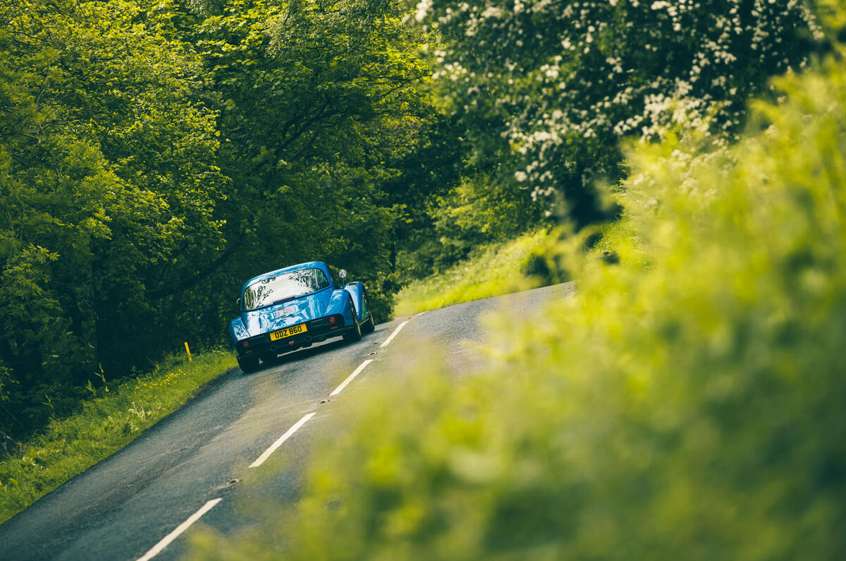 Morgan Supersport 400 review 2026 028