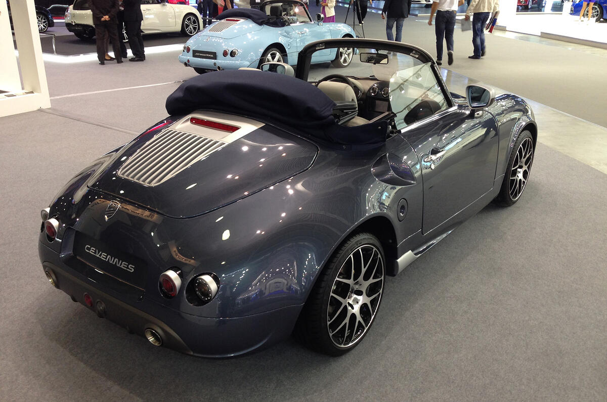 Moscow motor show 2014 - nine cars you can't buy in the UK