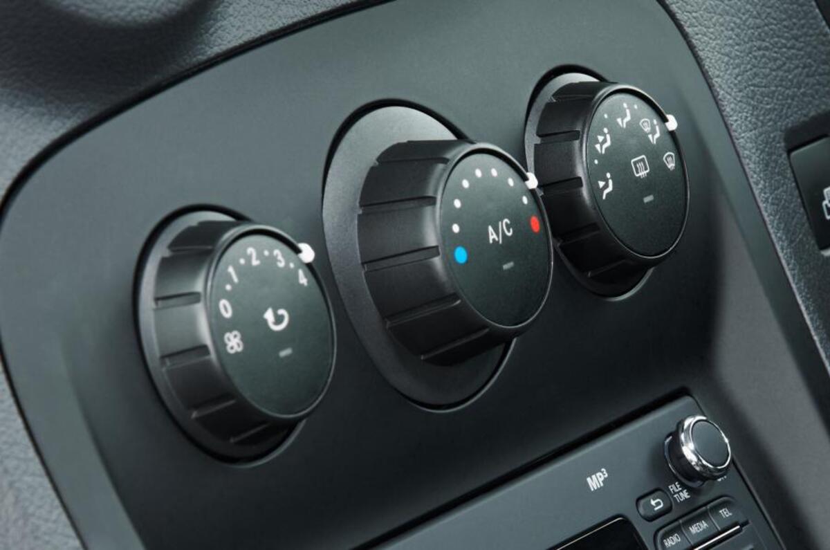 Mercedes-Benz Citan switchgear