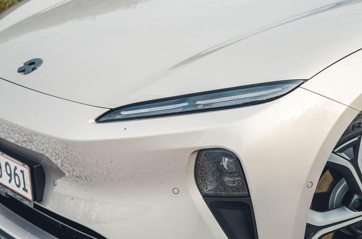 nio et5 touring review 2023 09 headlight nio et5 touring review 2023 09 headlight