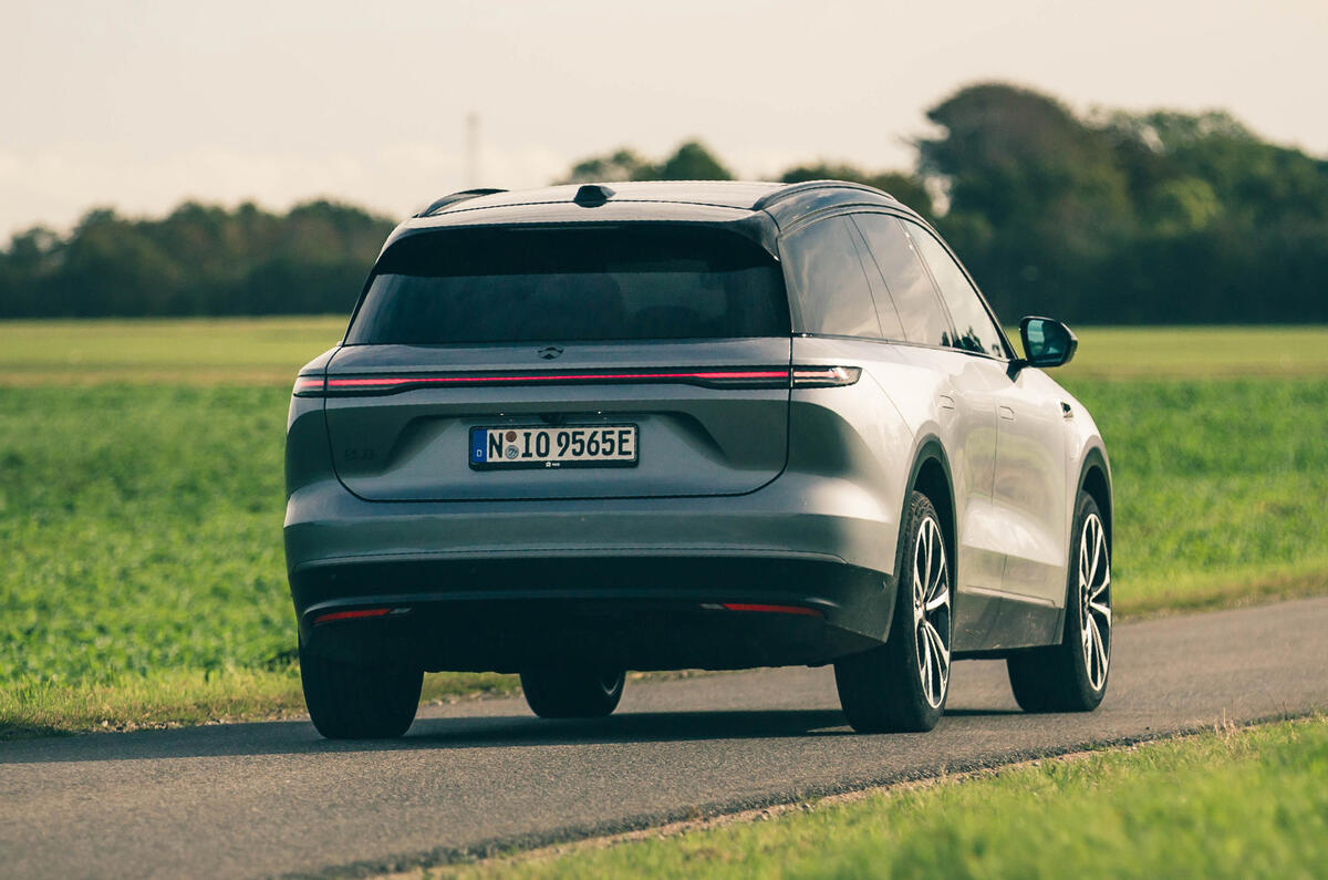 Nio EL8 review   rear driving