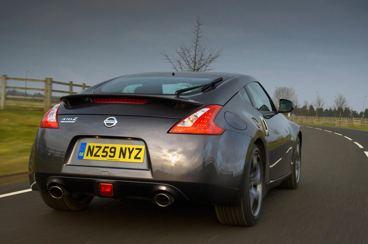 New Nissan 370Z Black Edition