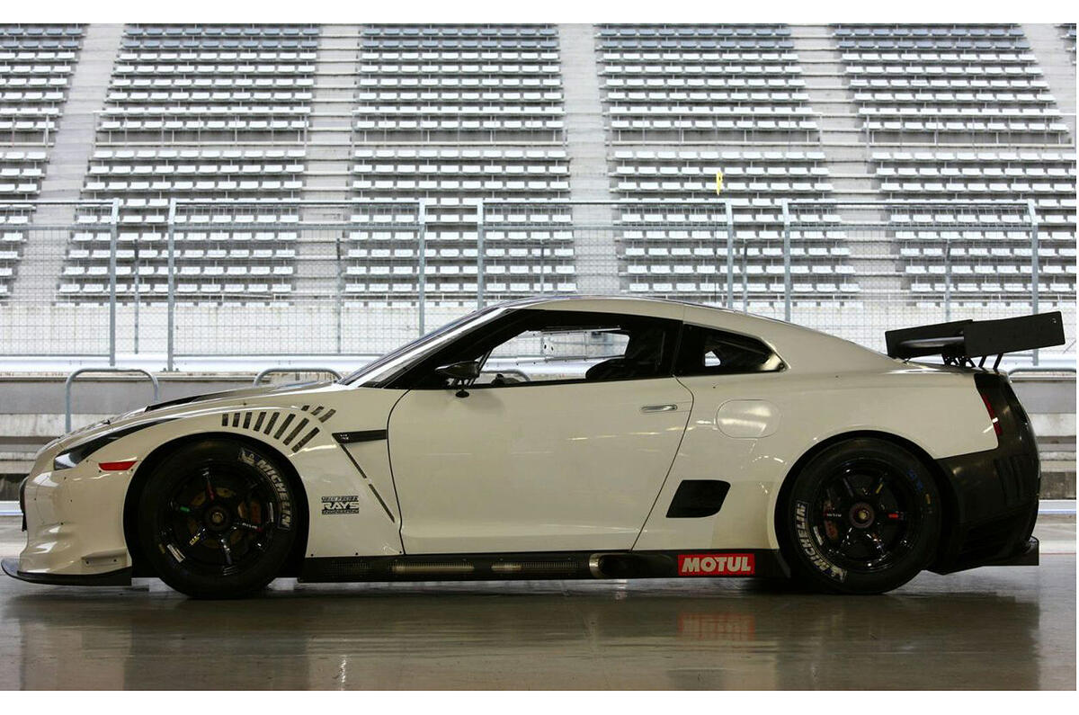 Nissan reveals works GT-R GT1