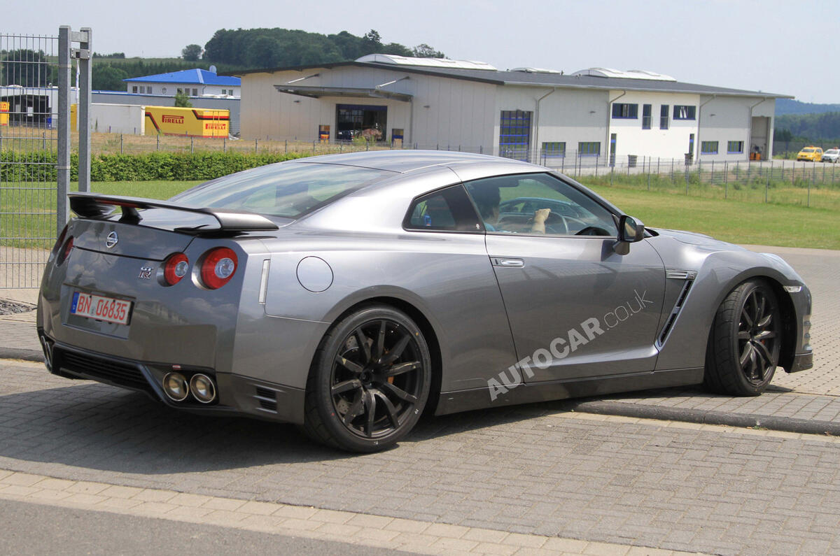 no title Nissan GT-R Spec-M: new pics