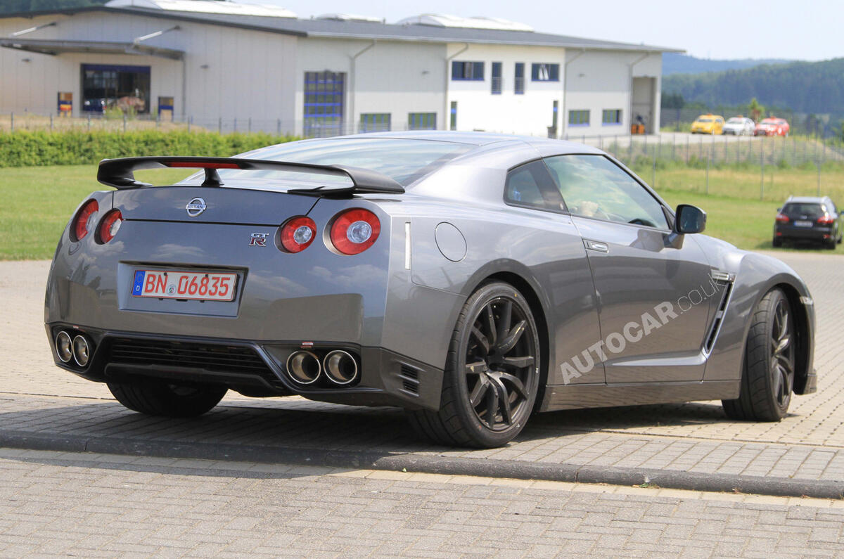 no title Nissan GT-R Spec-M: new pics