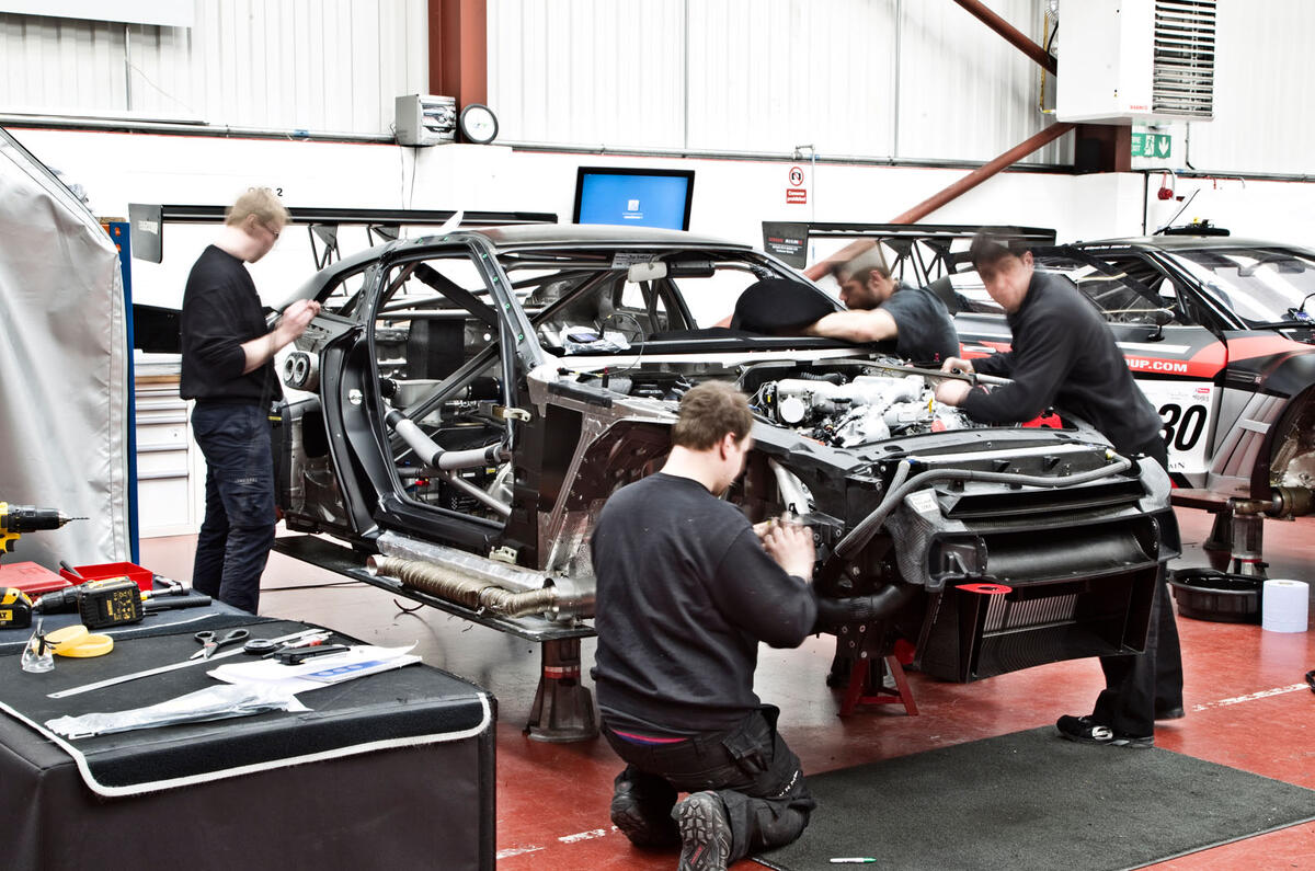 no title Nissan GTR to GT3 - picture special