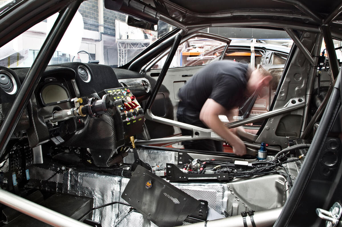 no title Nissan GTR to GT3 - picture special