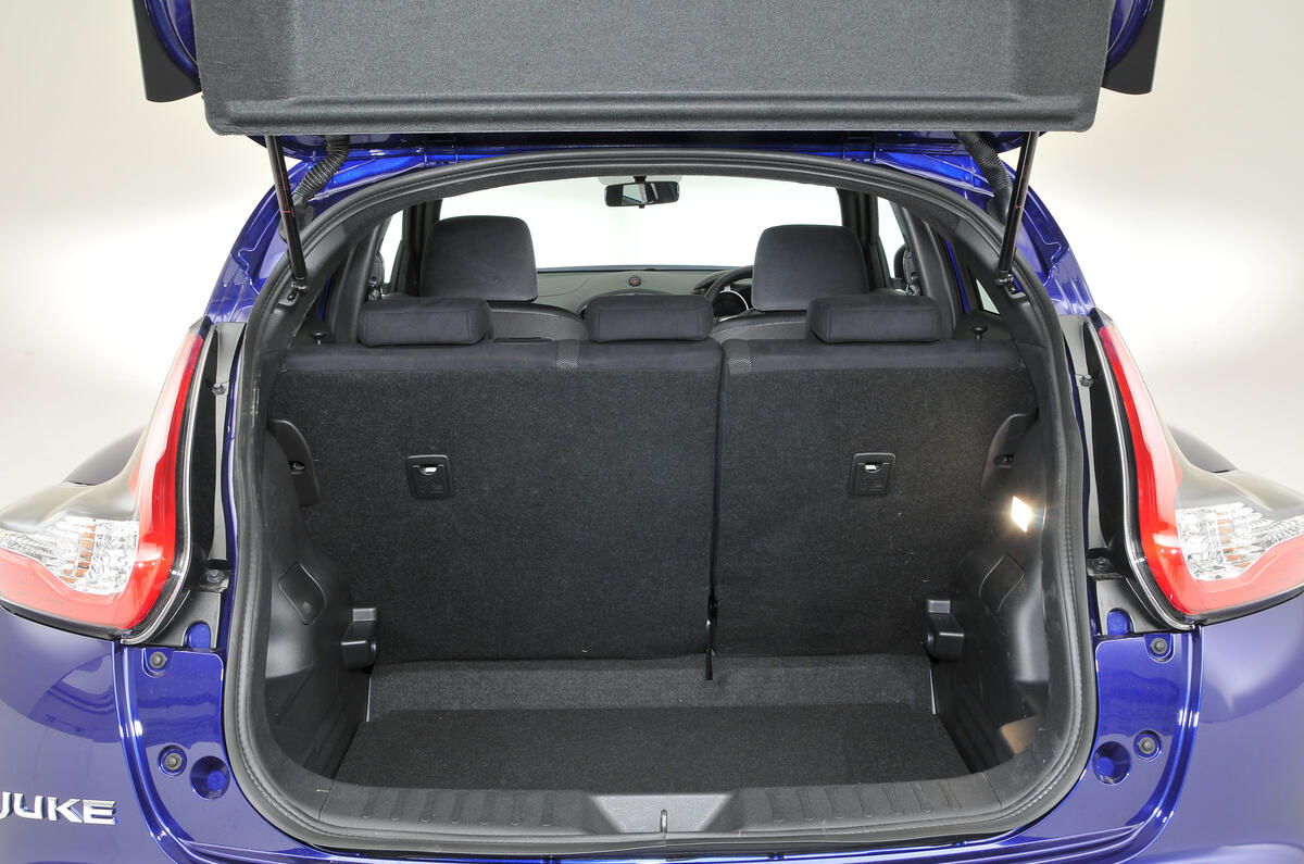 Nissan Juke boot space