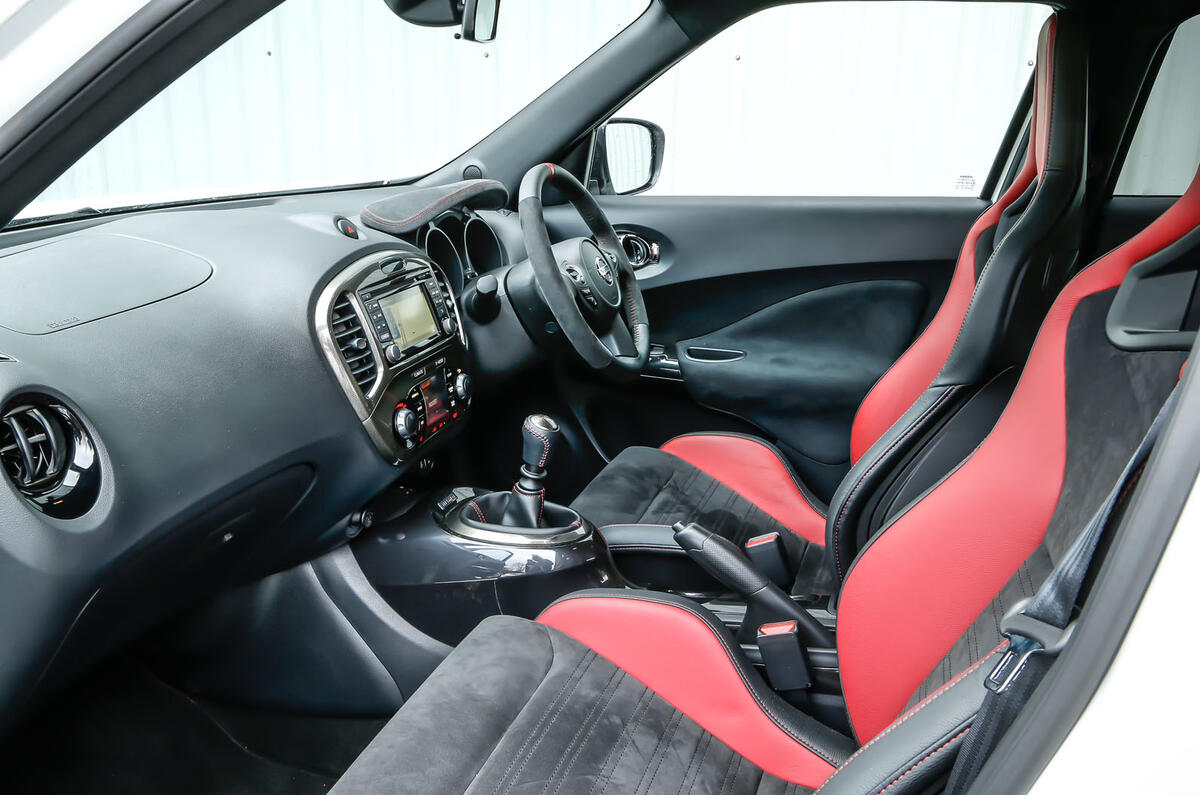 Inside the Nissan Juke Nismo RS