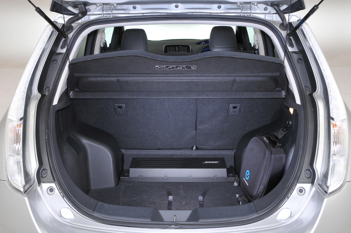 Nissan Leaf boot space