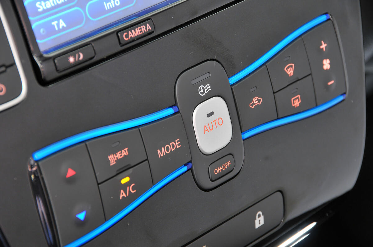Nissan Leaf climate control