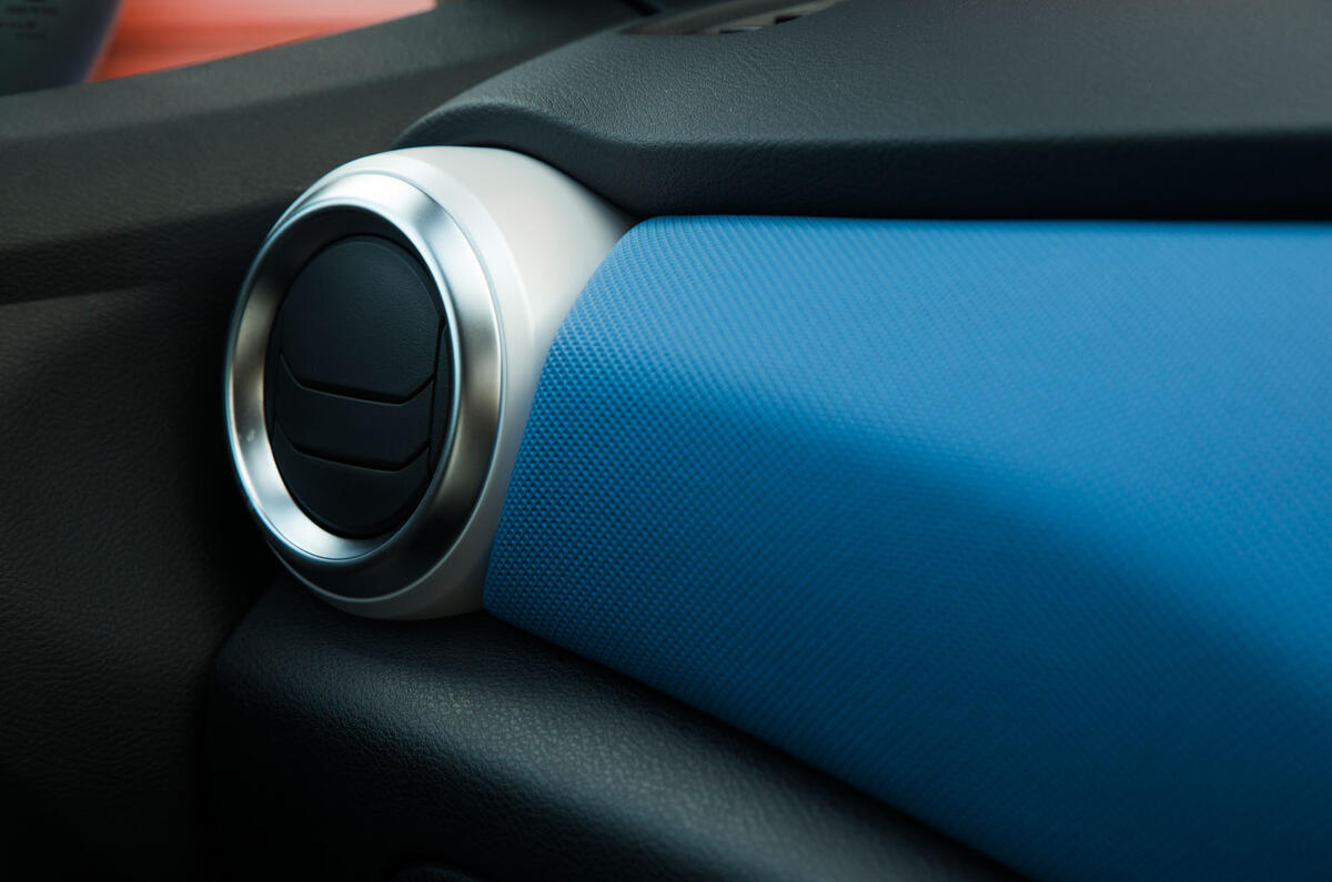 Nissan Micra air vents