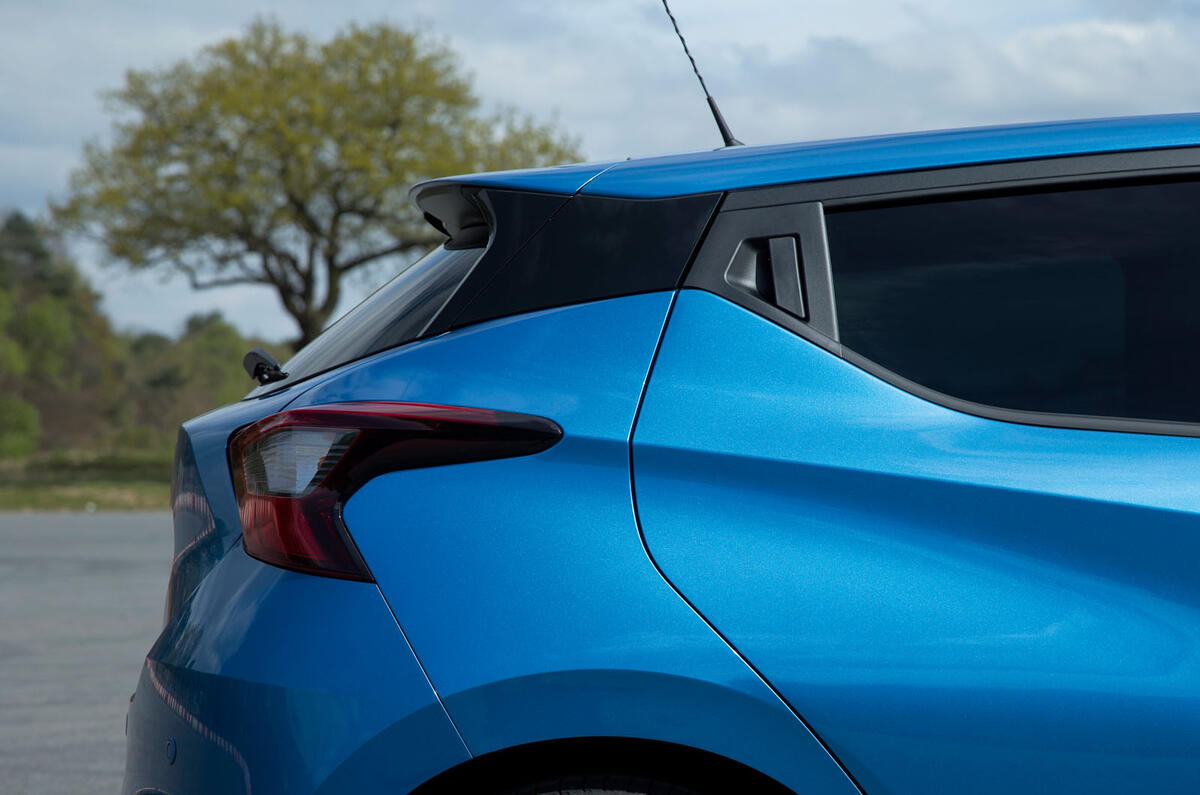 Nissan Micra tapering roofline