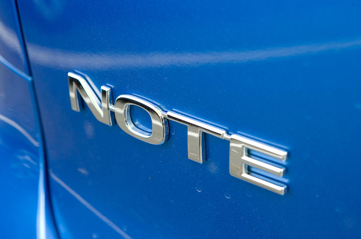 Nissan Note badge