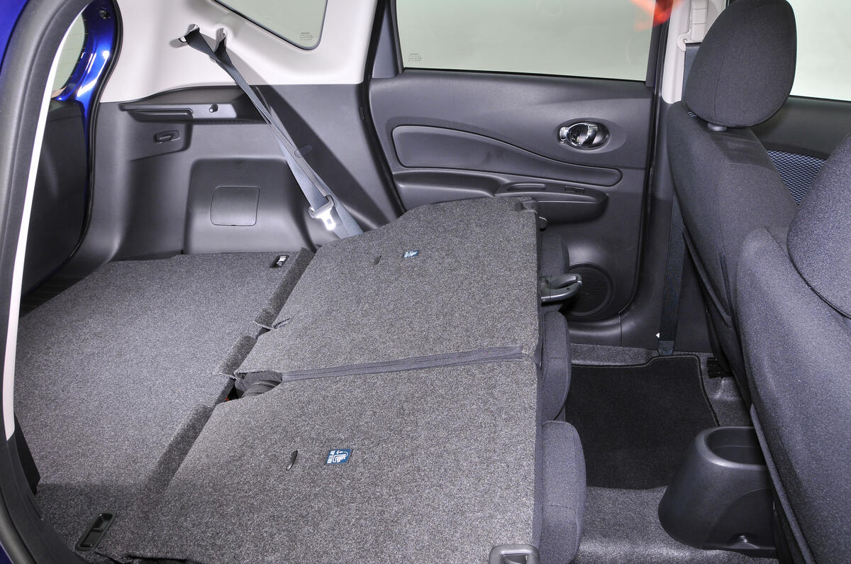 Nissan Floor Mats >> Nissan Note interior | Autocar Nissan Floor Mats >> Nissan Note interior | Autocar