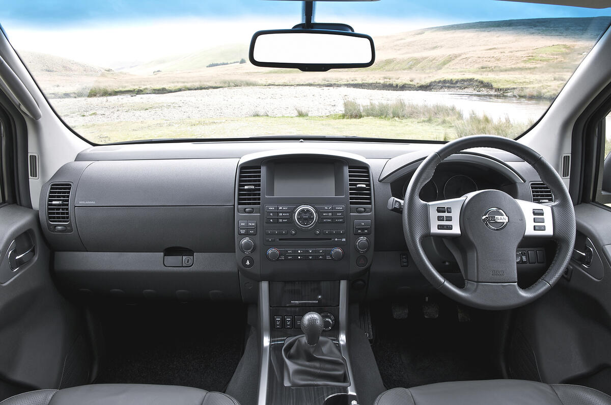 Nissan Pathfinder dashboard