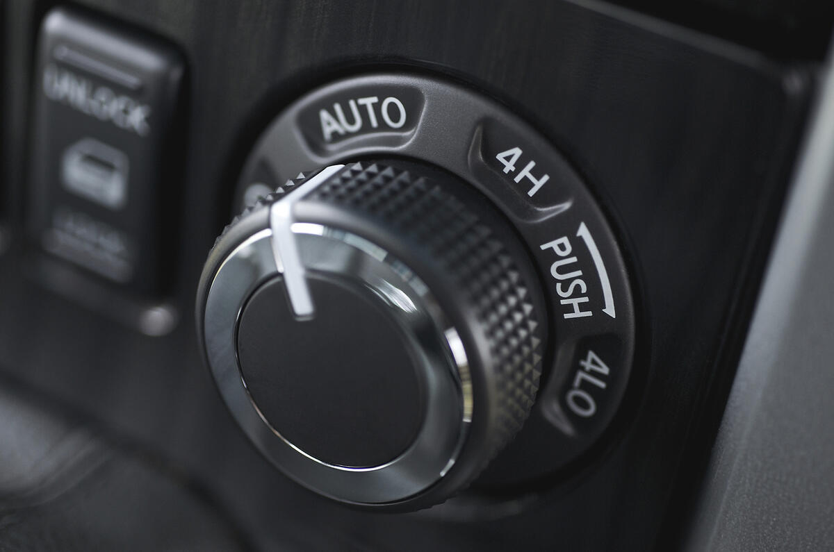 Nissan Pathfinder four-wheel drive system