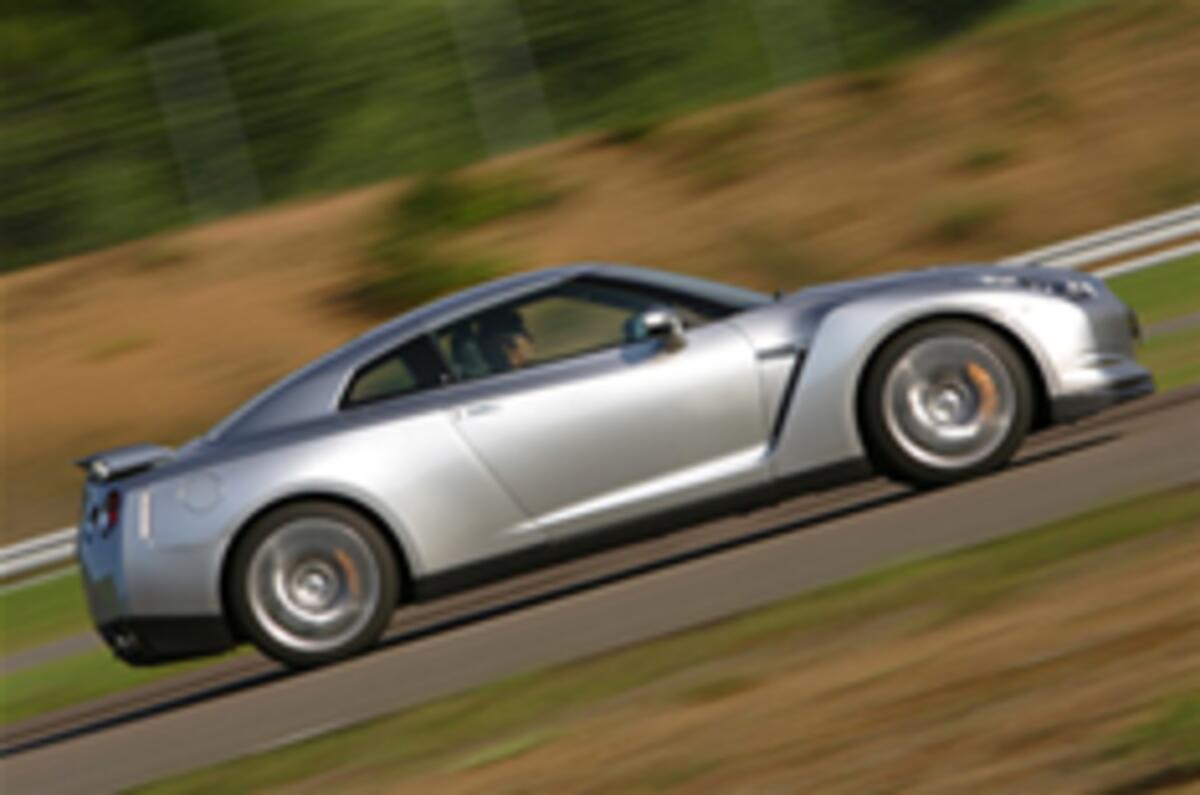 Nissan GT-R: zero-to-built in 2.5 mins