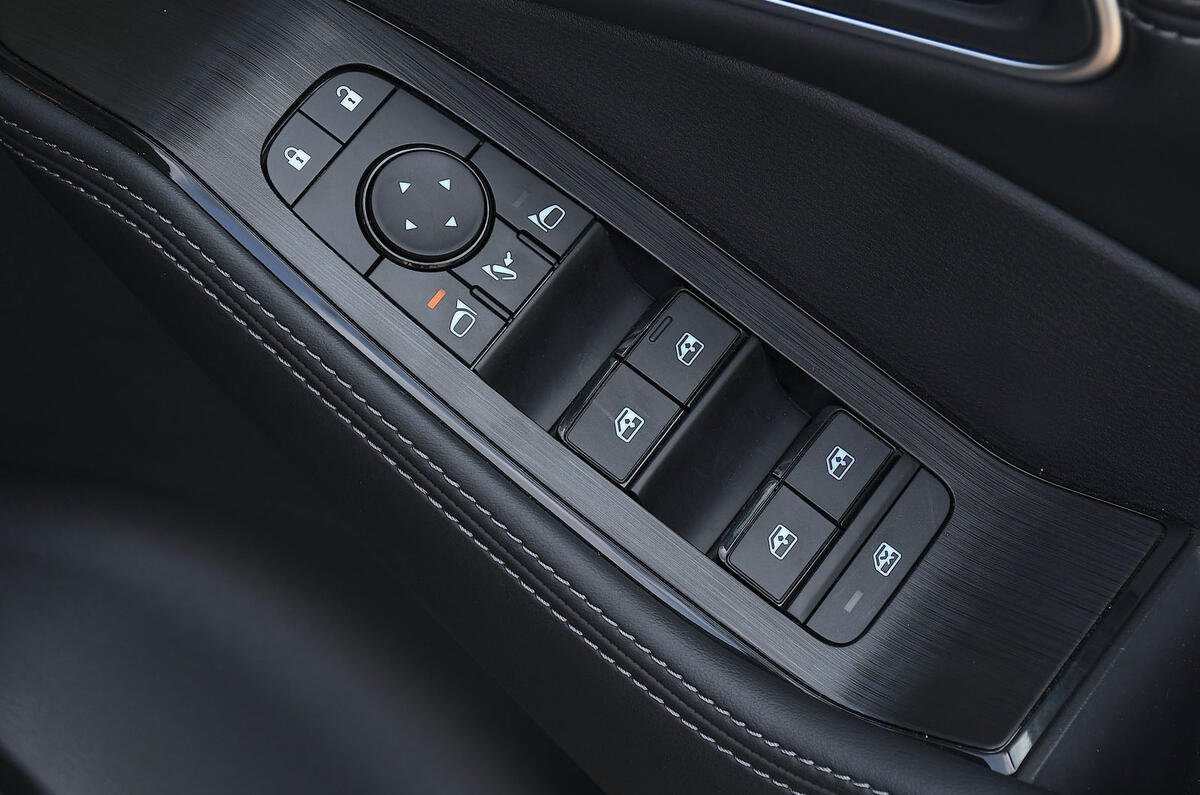 Nissan X Trail review 2026 014