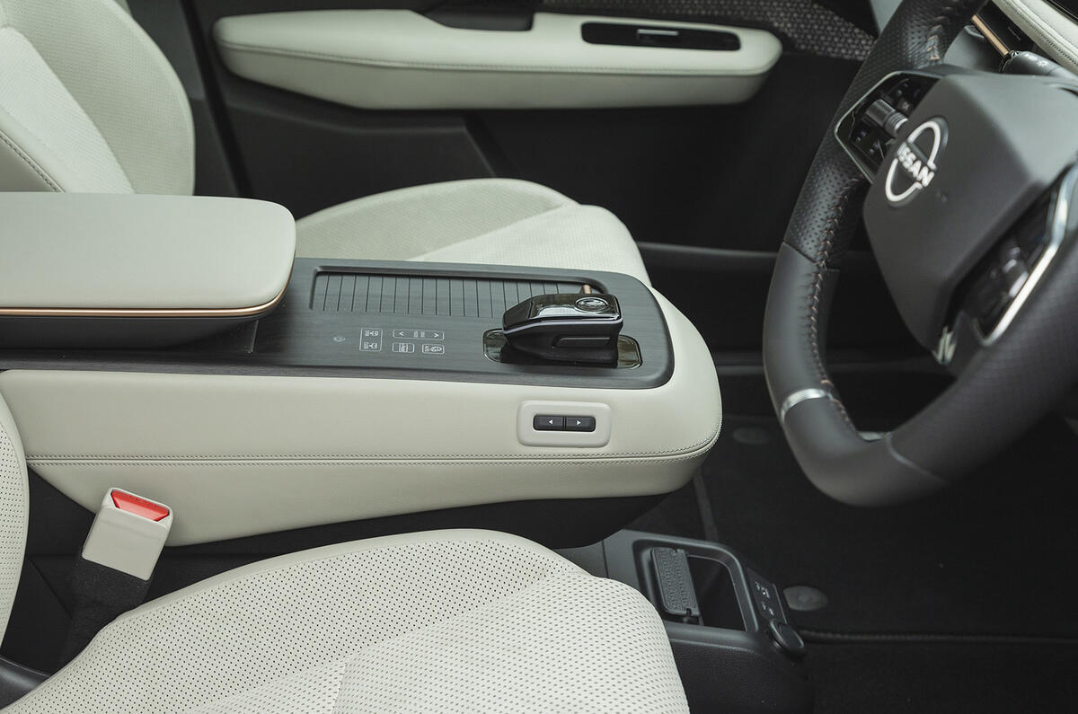 Nissan Ariya centreconsole