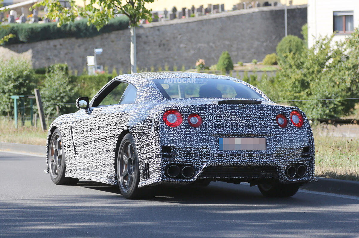 no title Nissan GT-R Nismo - first spy pics