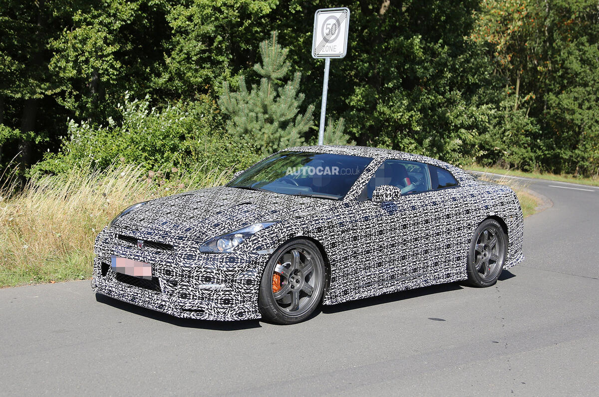no title Nissan GT-R Nismo - first spy pics