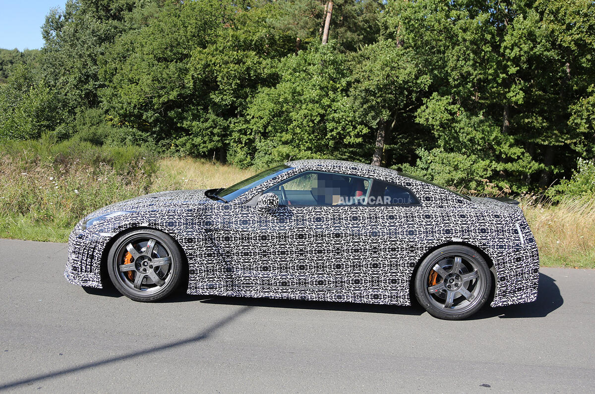 no title Nissan GT-R Nismo - first spy pics