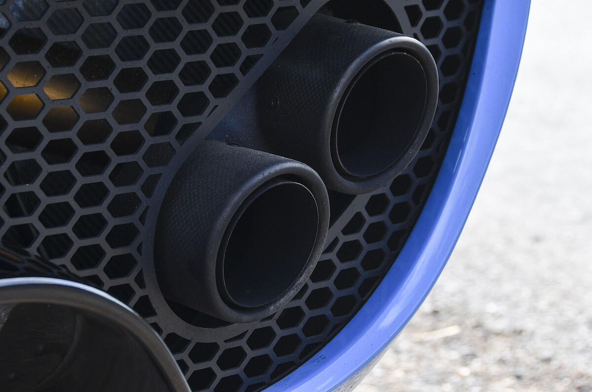 noble m500 18 exhaust noble m500 18 exhaust