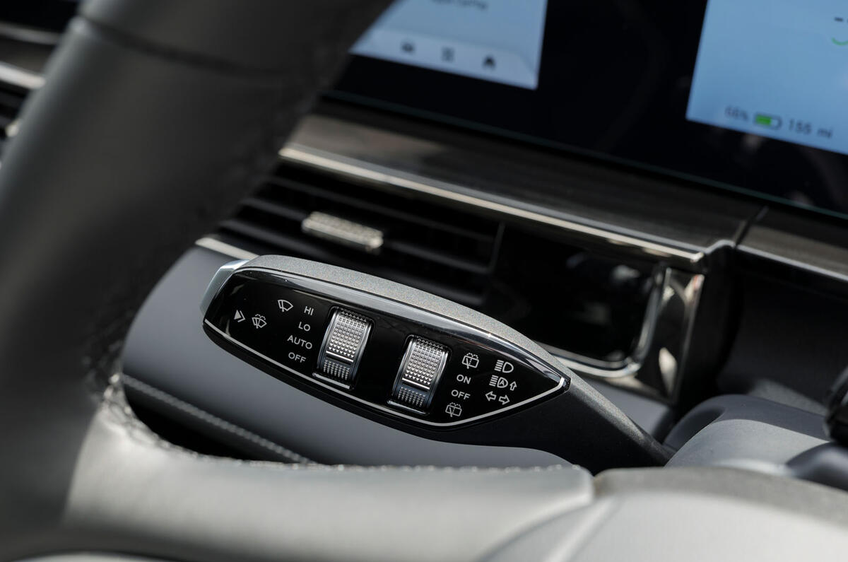 omoda 5 ev review 2024 15 stalks