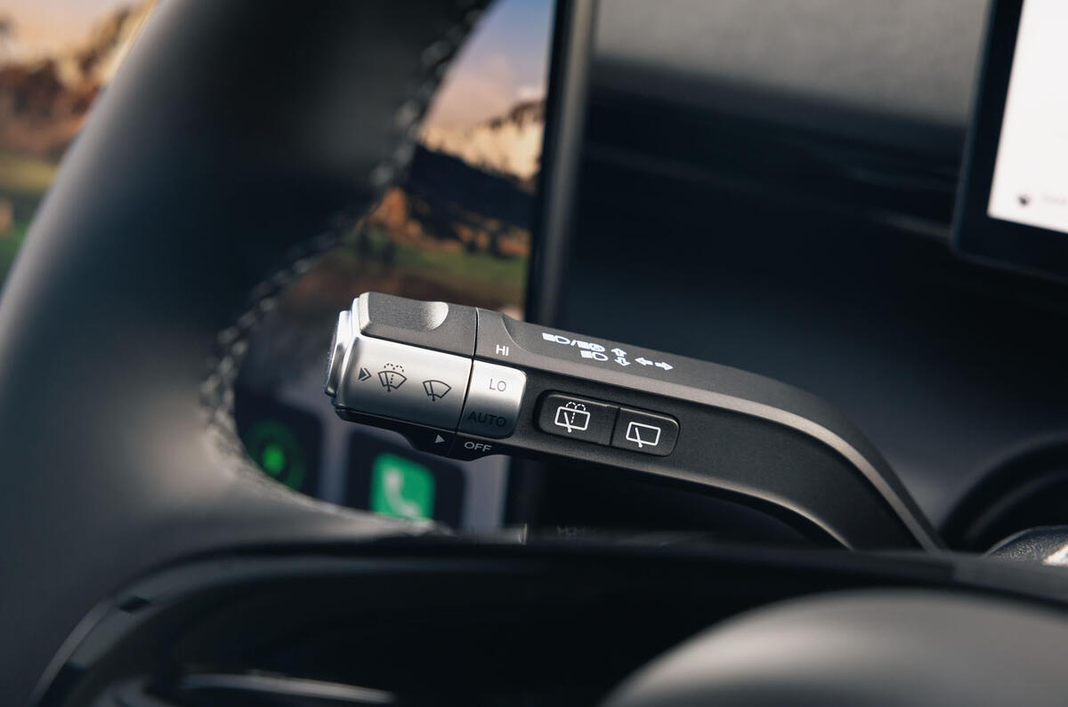 Omoda 7 review 2026 016