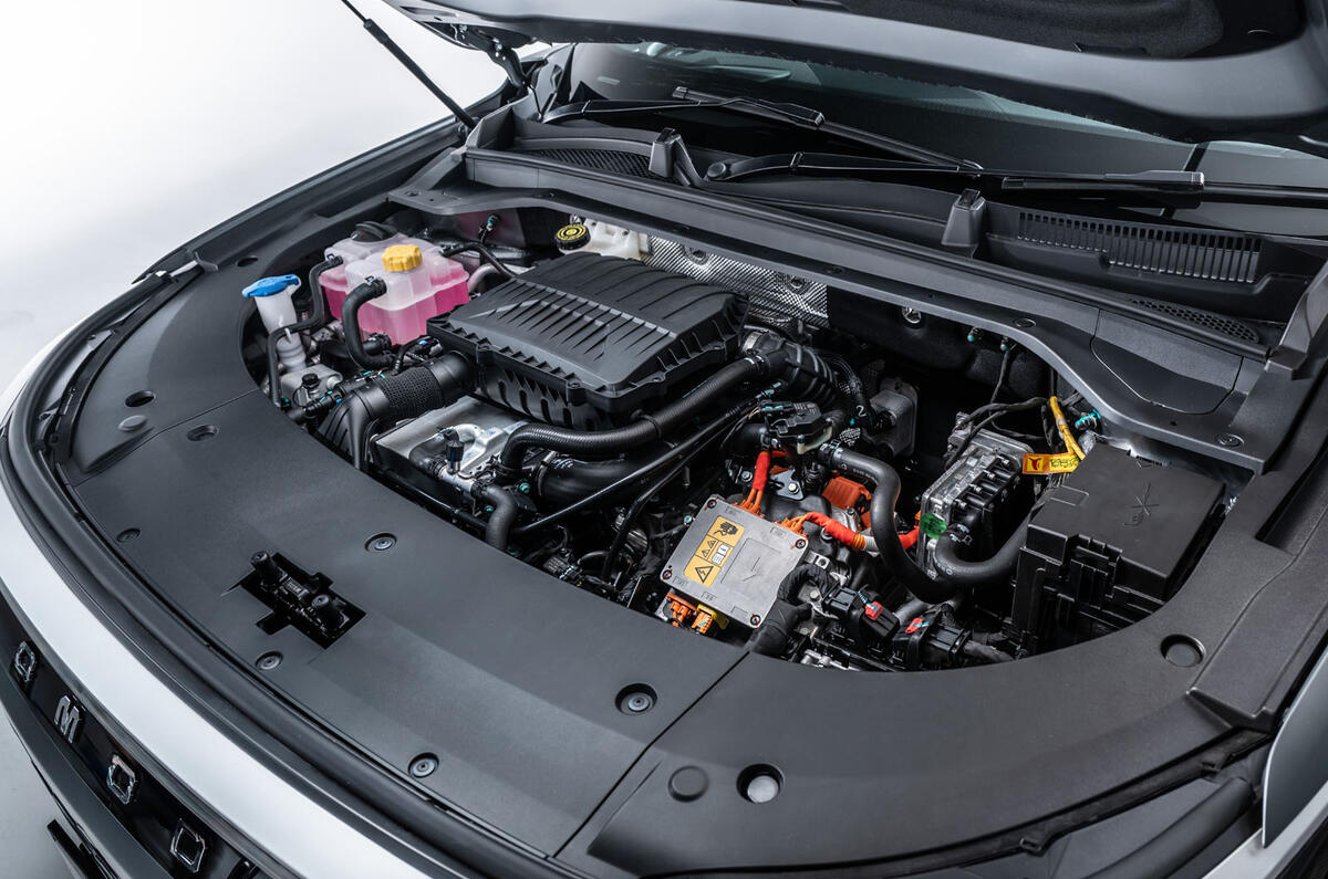 Omoda 9 2025 Review engine 0023