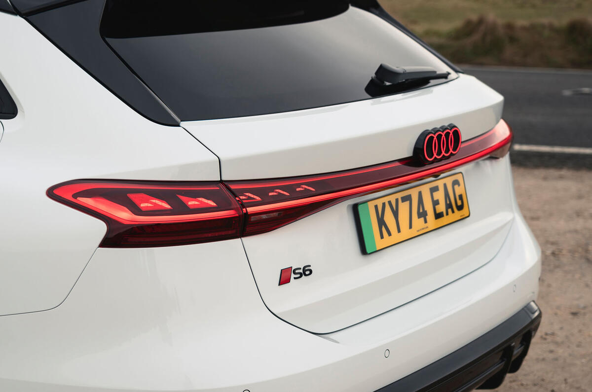 Original 39541 audi s6 avant e tron 0080 luc lacey Original 39541 audi s6 avant e tron 0080 luc lacey