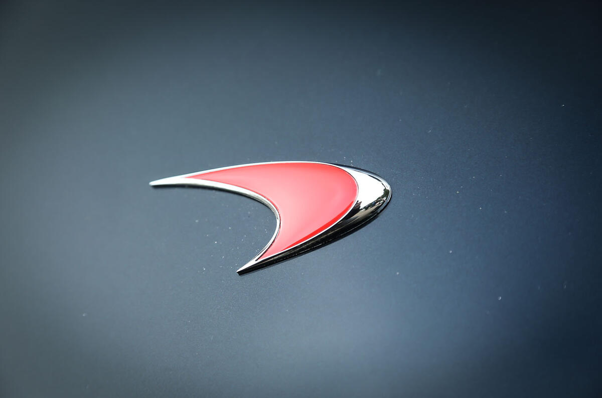 Comparison: Porsche 918 Spyder versus McLaren P1