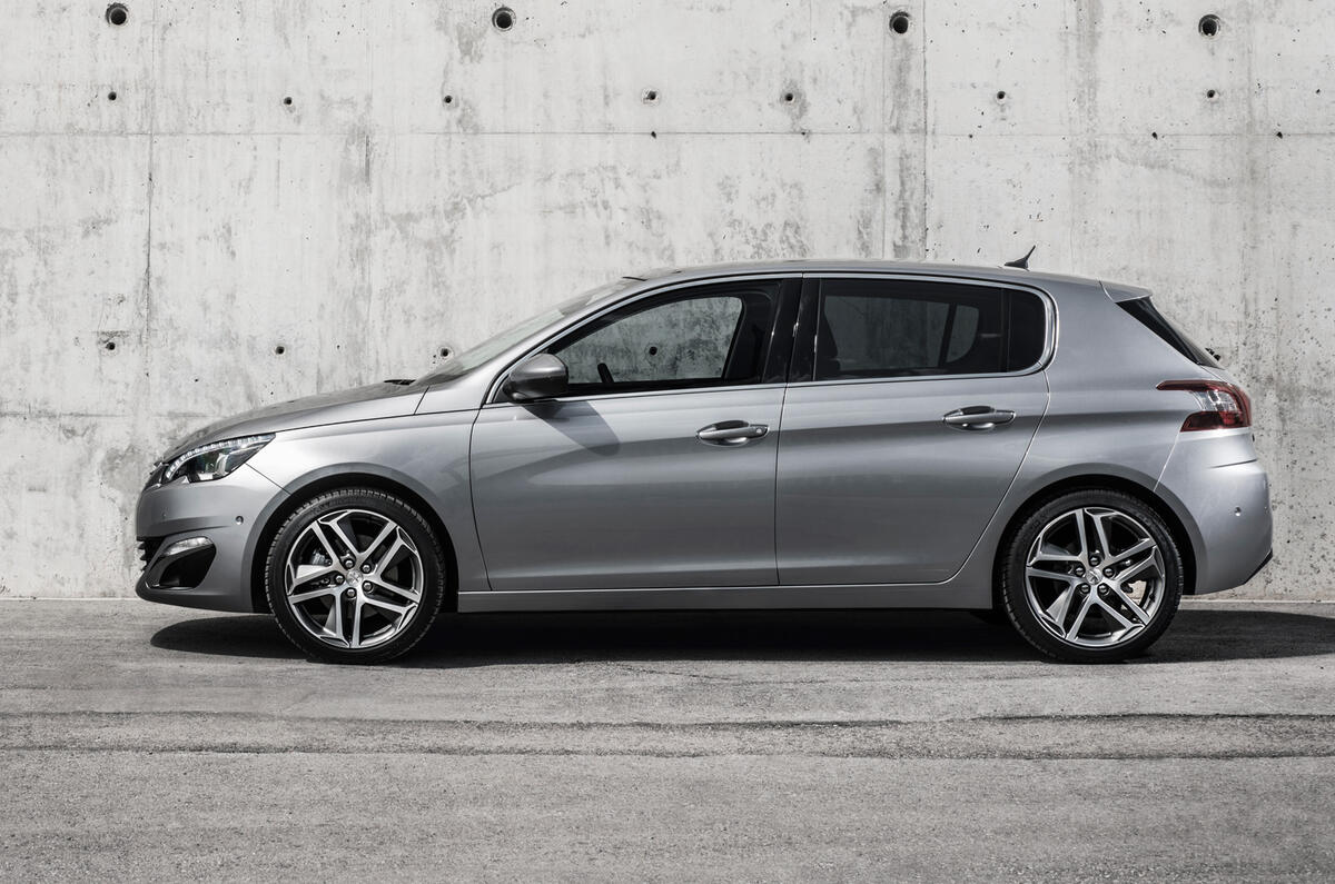 New Peugeot 308 - latest pictures