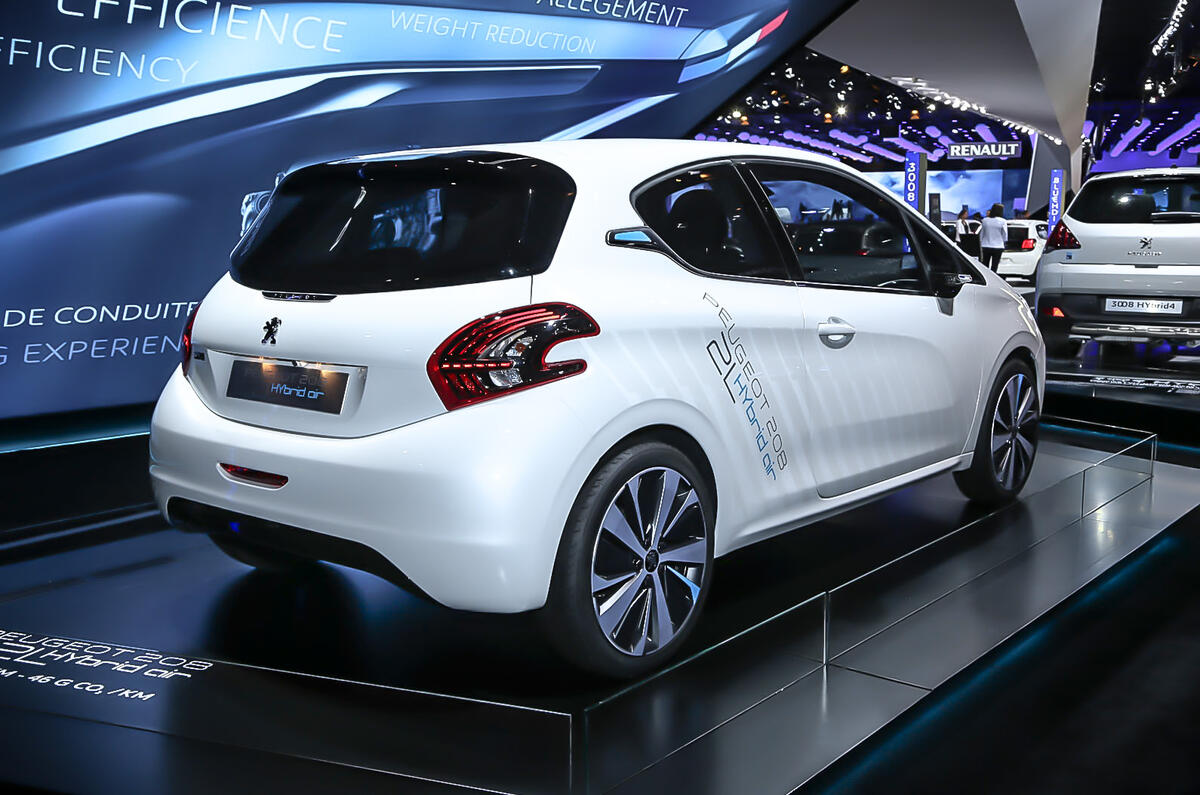 Peugeot reveals new 208 Hybrid Air concept at Paris Peugeot reveals new 208 Hybrid Air concept at Paris
