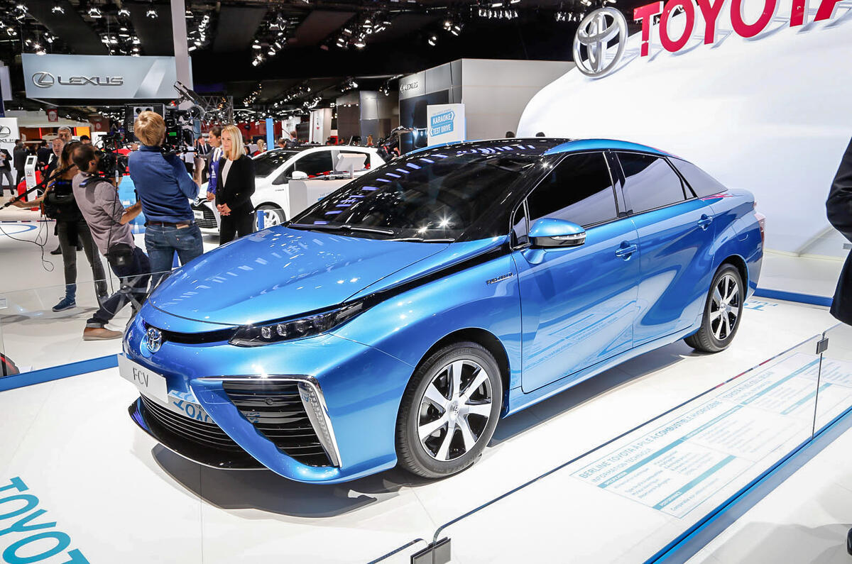 Hydrogen-powered Toyota FCV to arrive next year Hydrogen-powered Toyota FCV to arrive next year