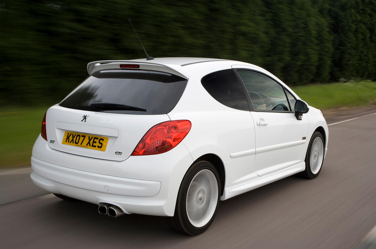 Peugeot 207 rear quarter