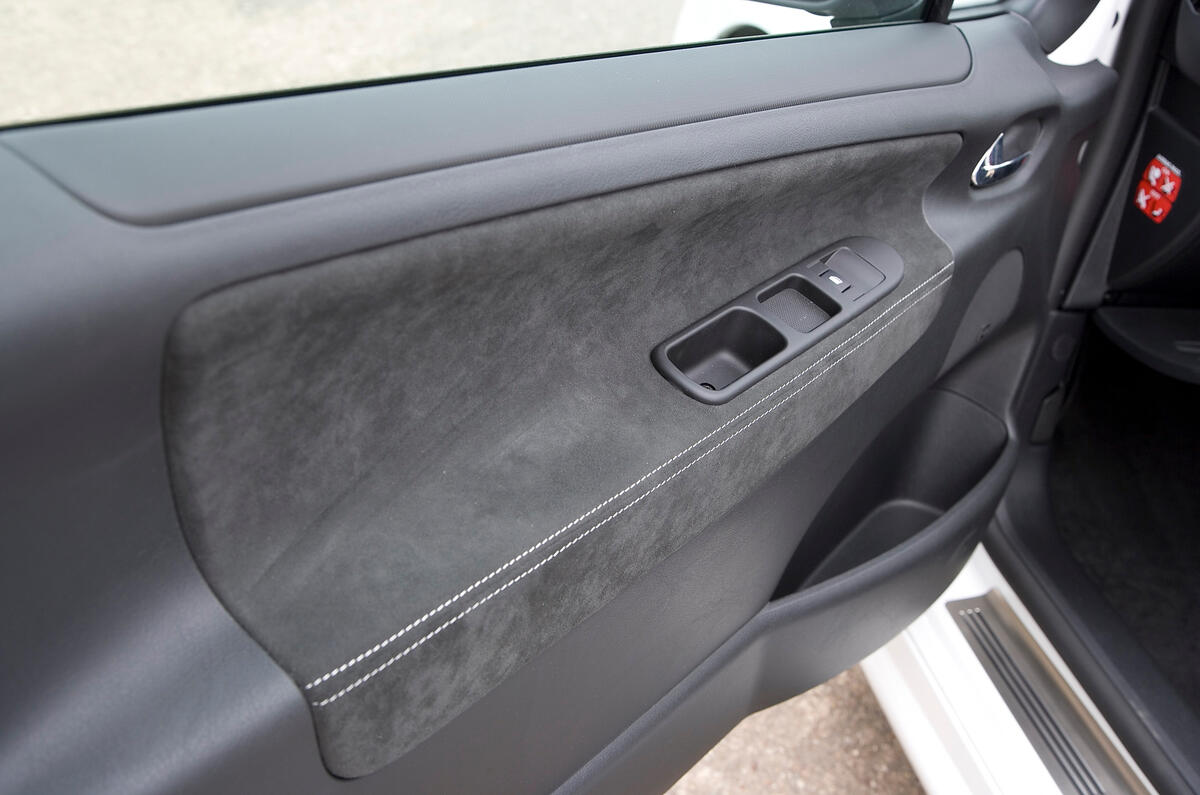 Peugeot 207 door cards