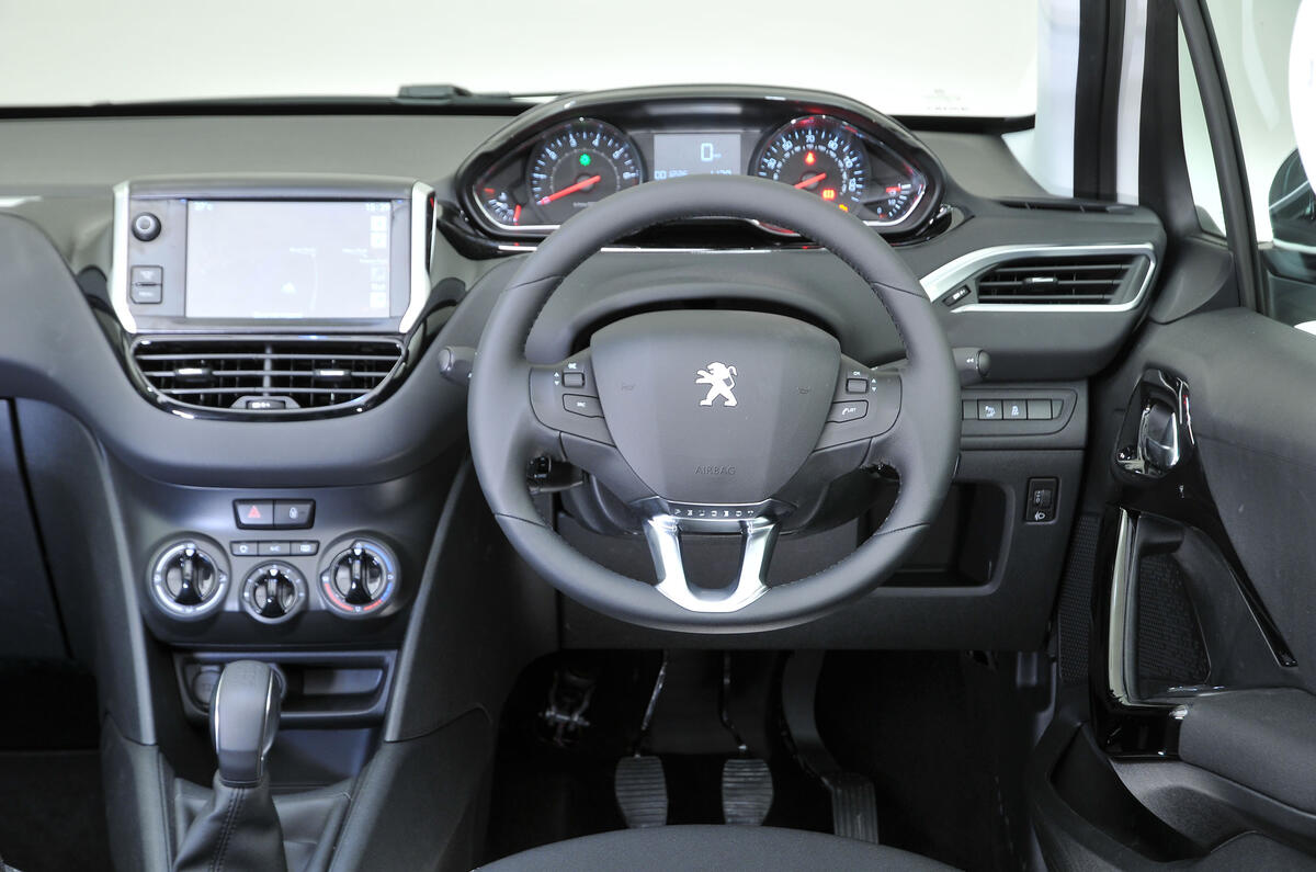 Peugeot 208 dashboard