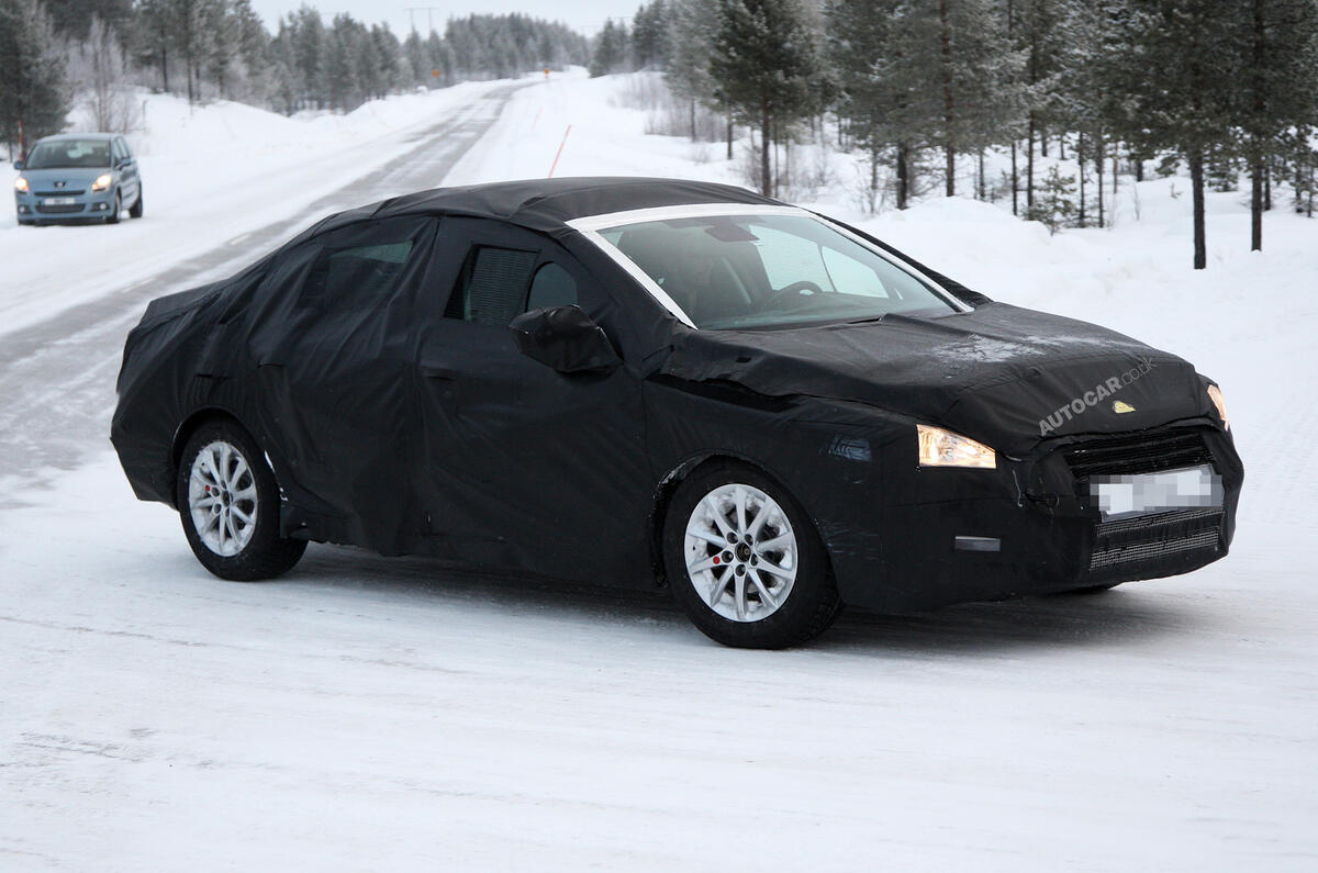 New Peugeot 508 caught testing